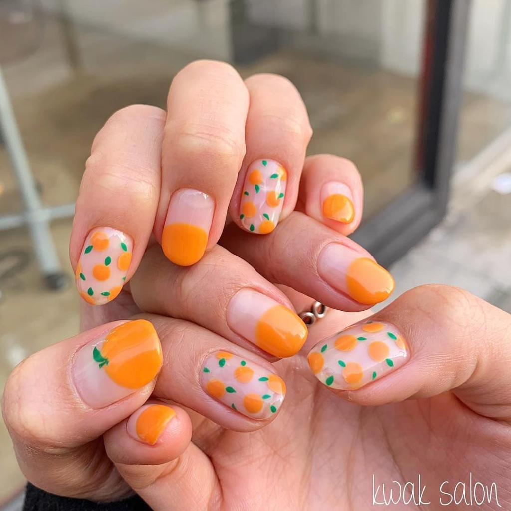 Các mẫu nail màu cam