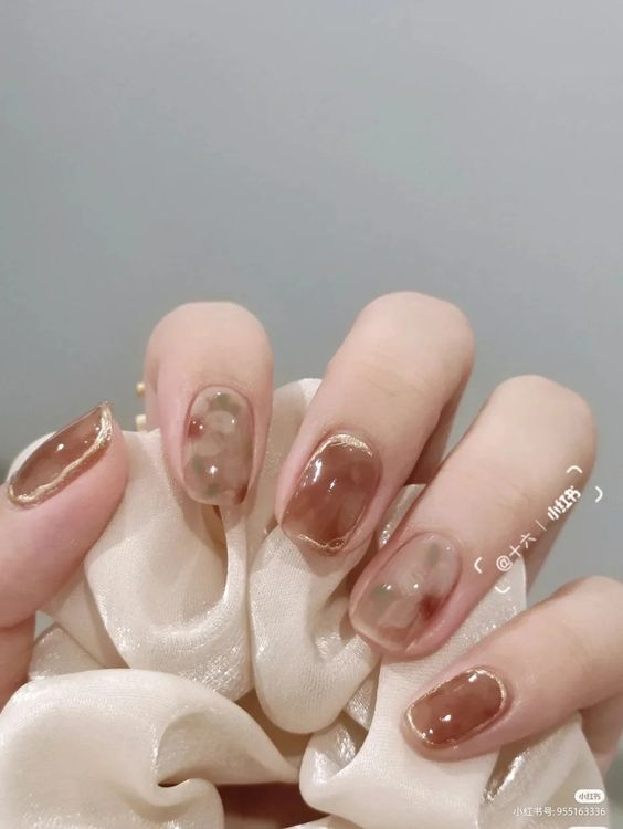 Mẫu nail vân đá 