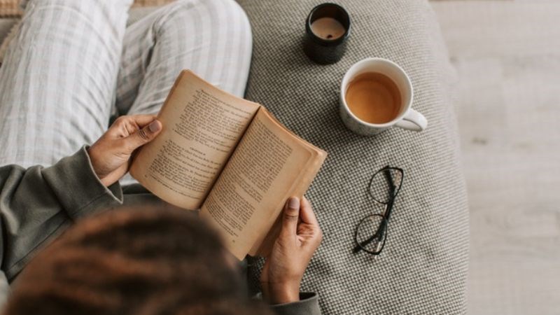 Nên chọn sách phù hợp với bản thân