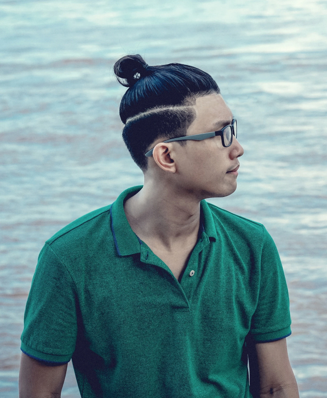 Kiểu tóc nam Asian - Inspired Man Bun 