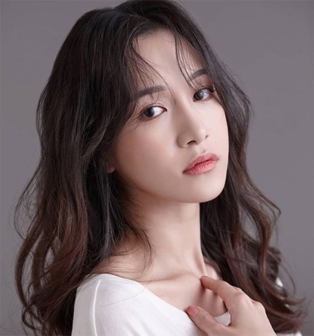 Kiểu tóc ngang vai