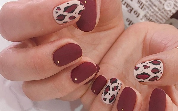 Mẫu nail với họa tiết da báo tạo điểm nhấn