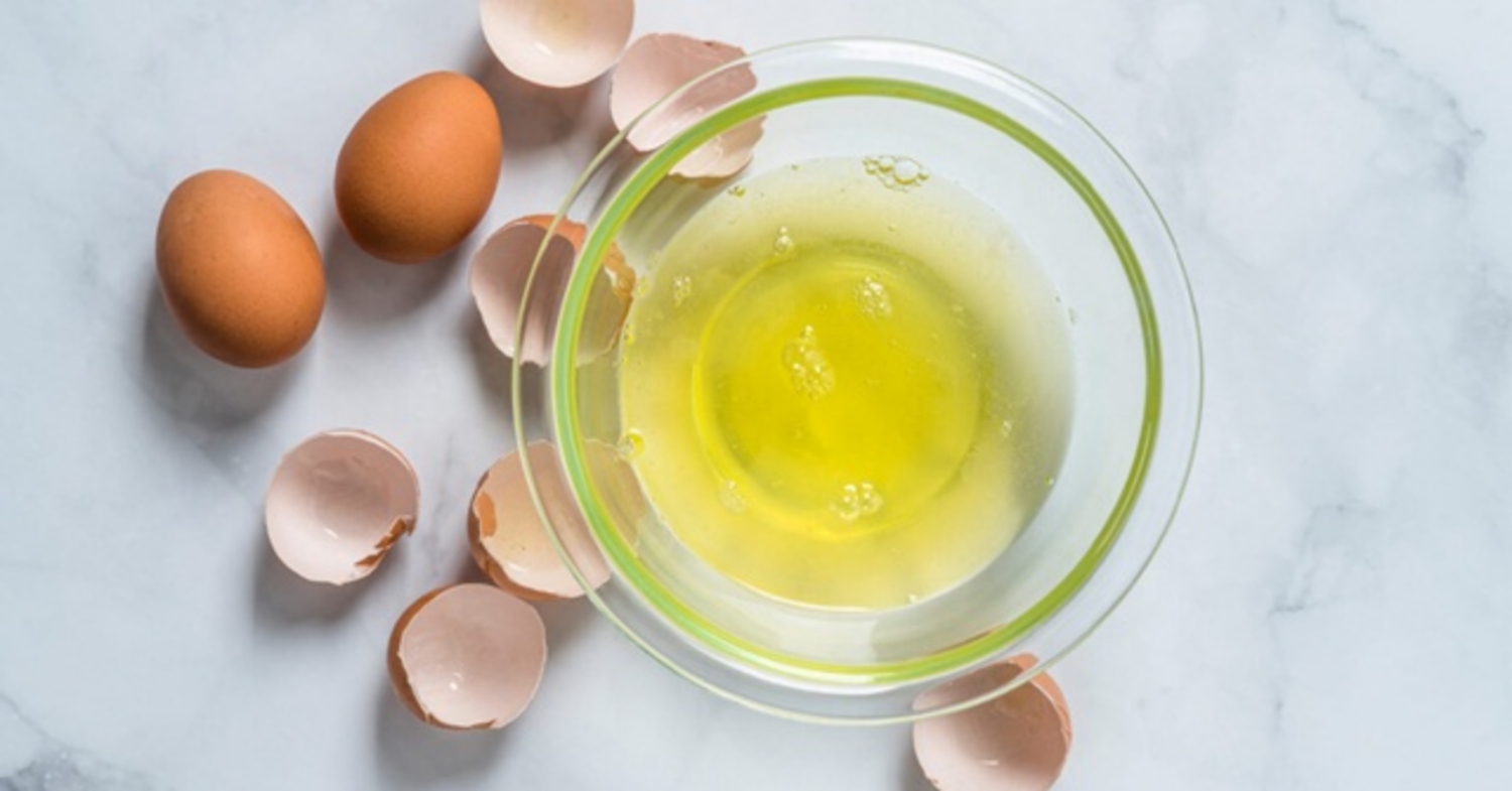 Lòng trắng trứng gà có nhiều thành phần dưỡng tốt cho da giúp giảm tình trạng mụn