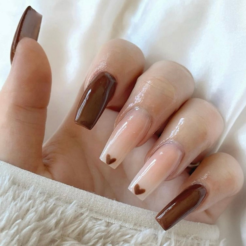 Bộ nail màu nâu phối hồng