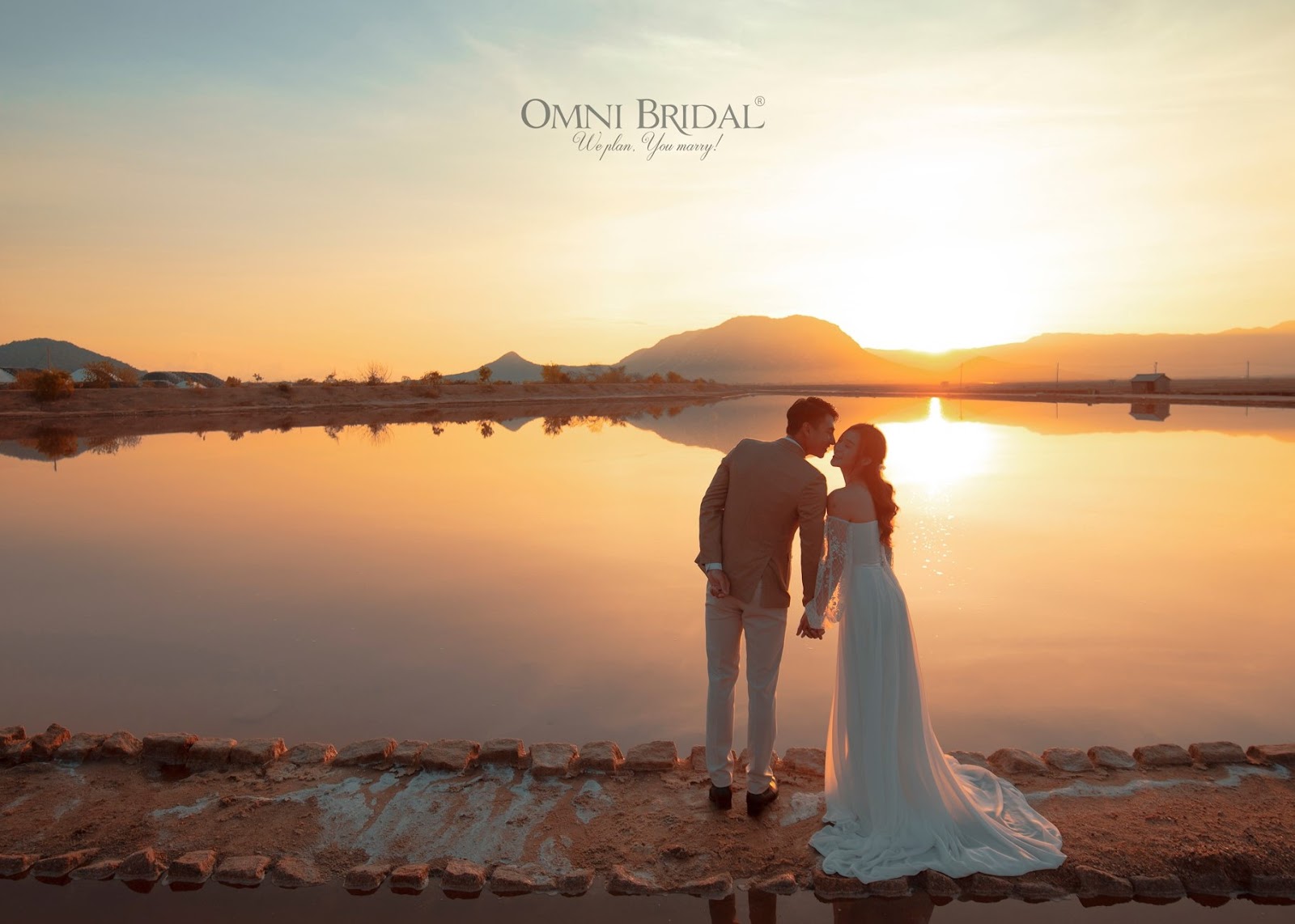 Nét lãng mạn và sang trọng cũng được thể hiện trong những bức ảnh cưới của Omni Bridal