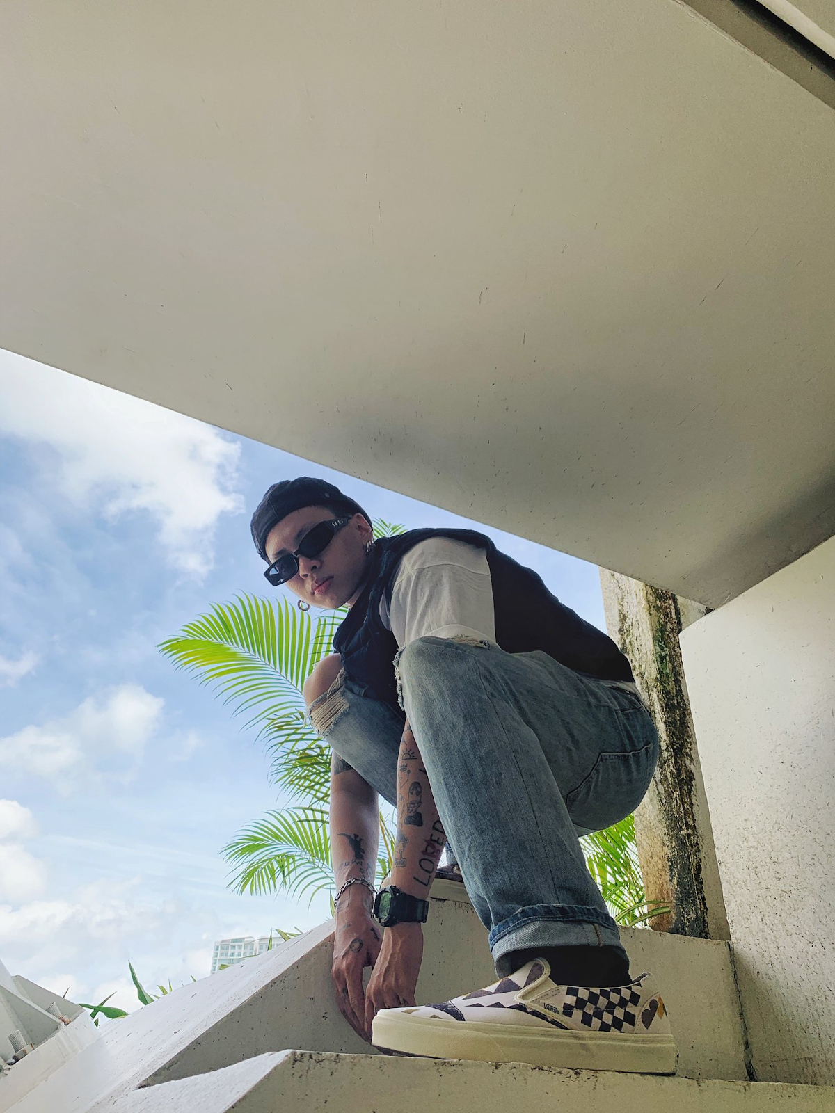 Giày lười thích hợp với những outfit lịch lãm, sang trọng