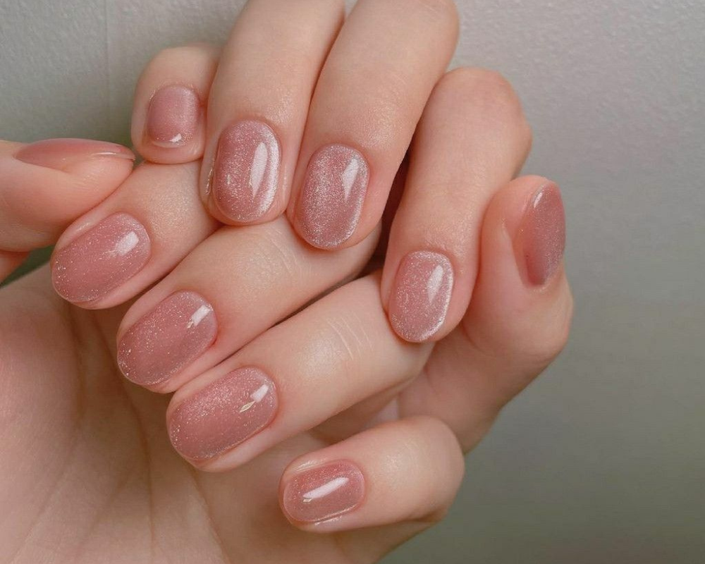 Mẫu nail màu hồng pastel tôn da
