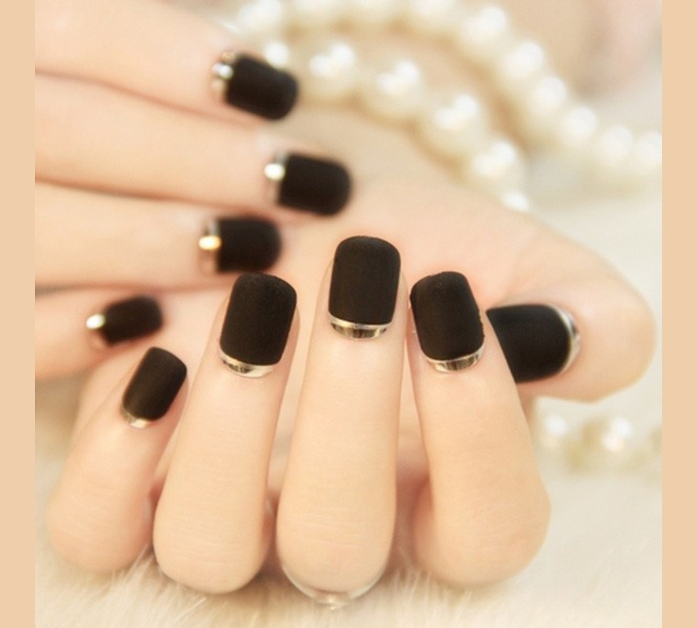 Mẫu nail black color xa hoa 