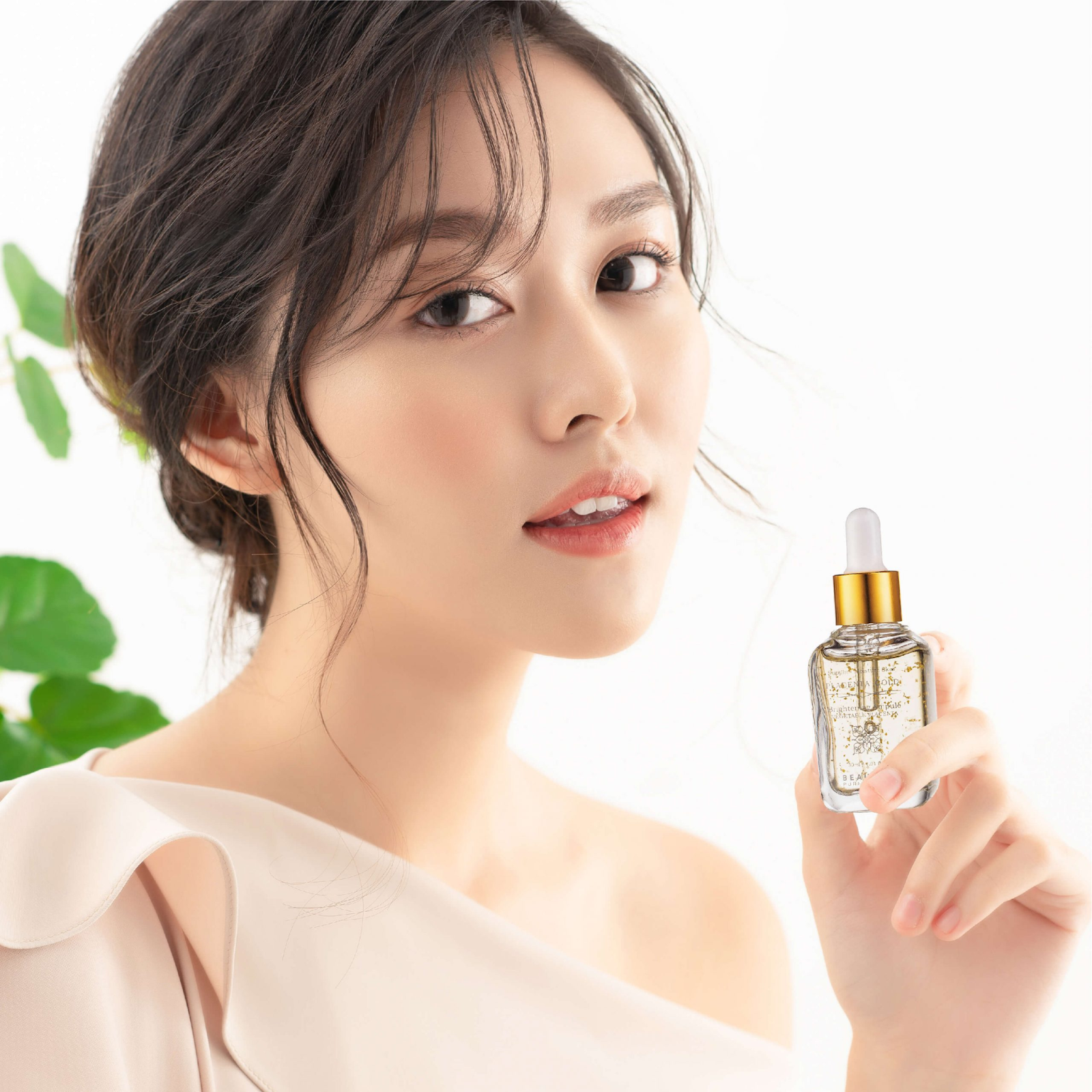 Serum giúp lớp trang điểm lâu trôi và đẹp hơn 