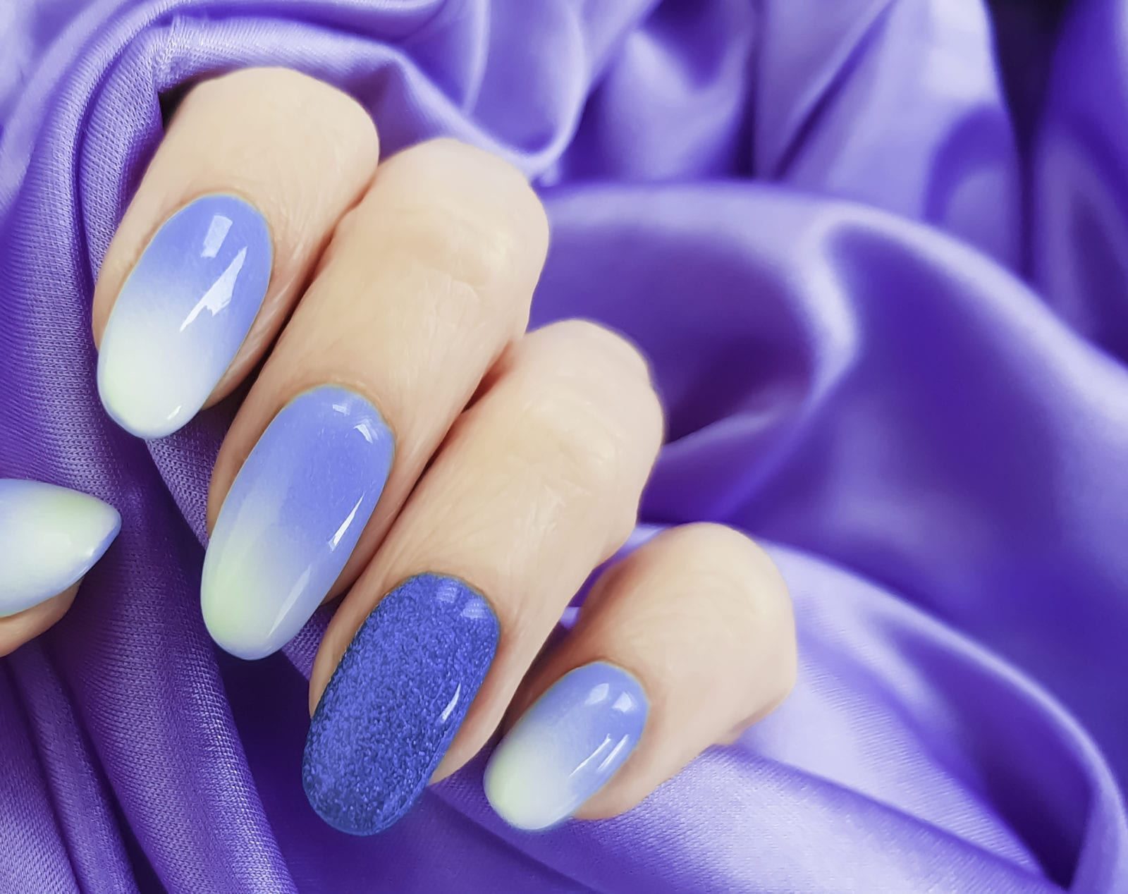 Nail ombre trơn