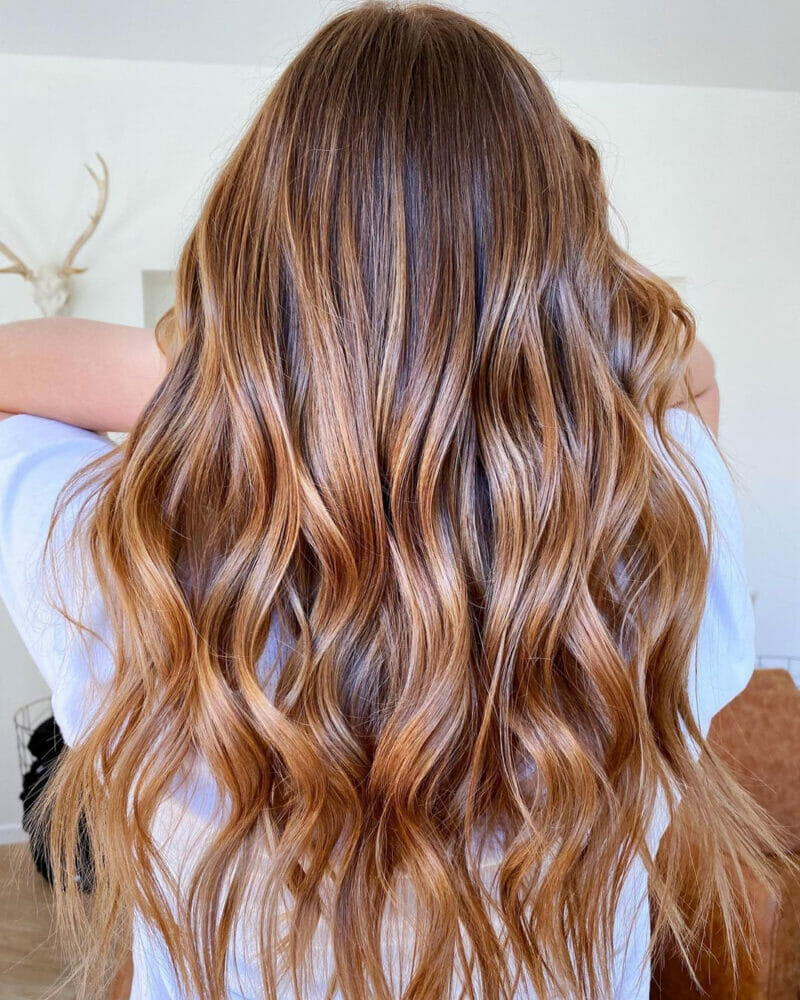 Tóc highlight loại Balayage nâu vàng