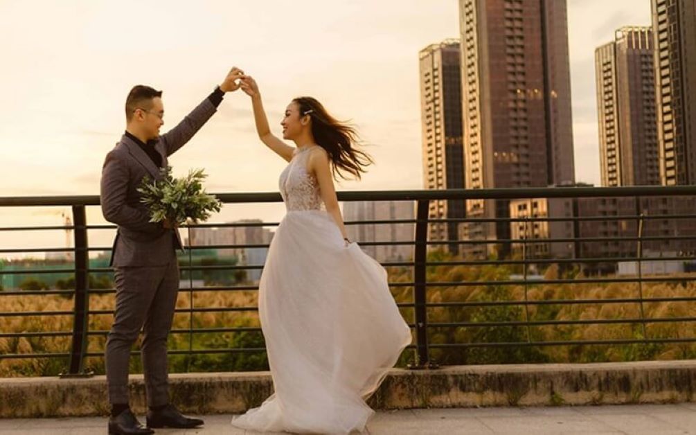 Bộ cảnh cưới tuyệt diệu dưới sự kết hợp của cái nắng chiều tại nóc hầm Thủ Thiêm