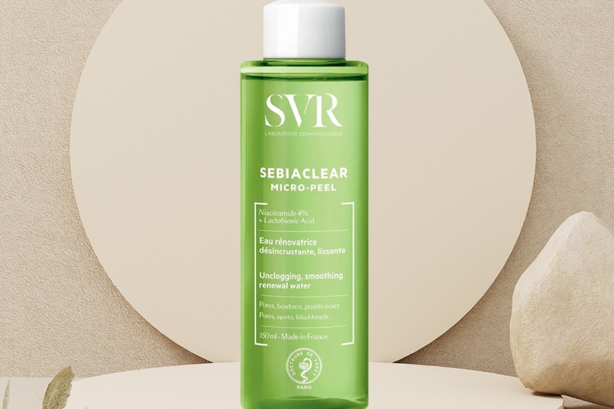 Toner của SVR giúp làn da luôn được sạch sẽ và thông thoáng 
