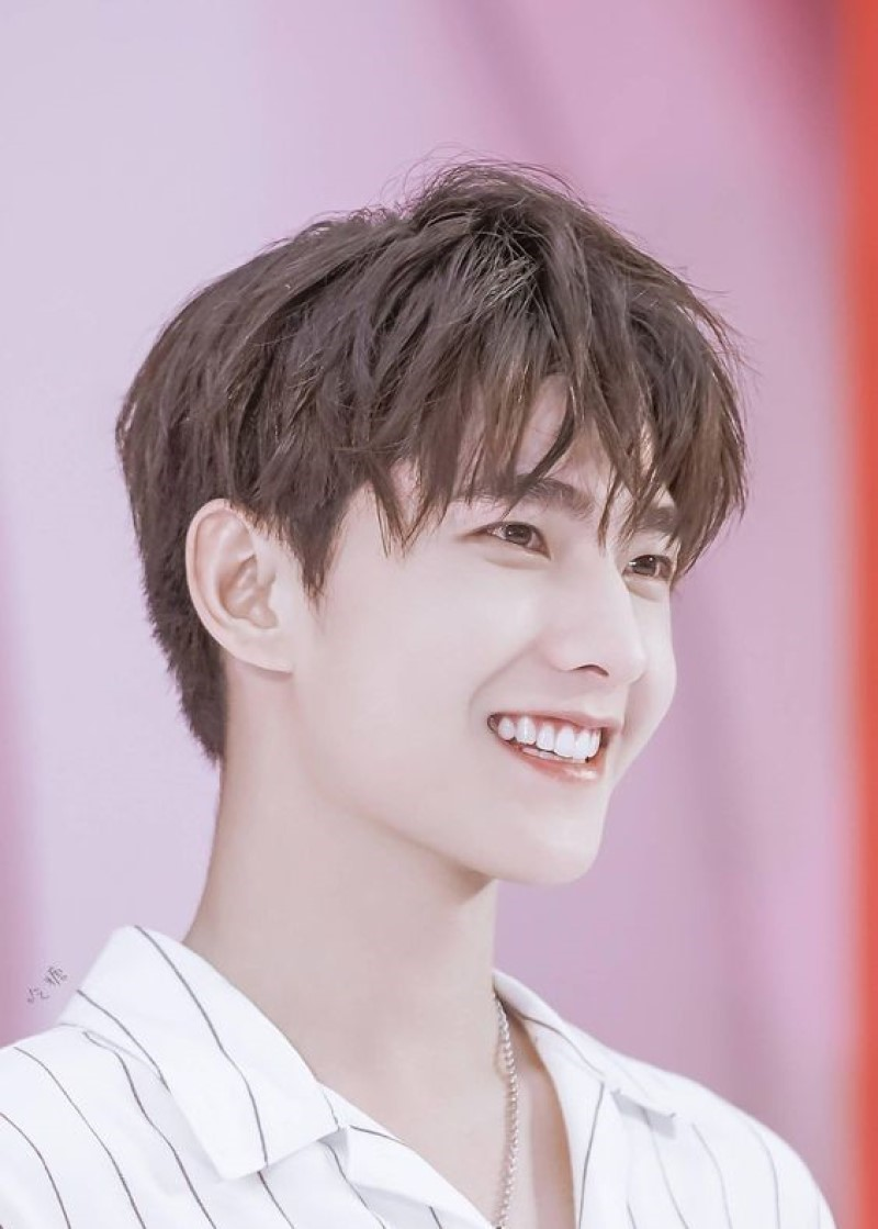 Tóc layer phái nam cái thưa