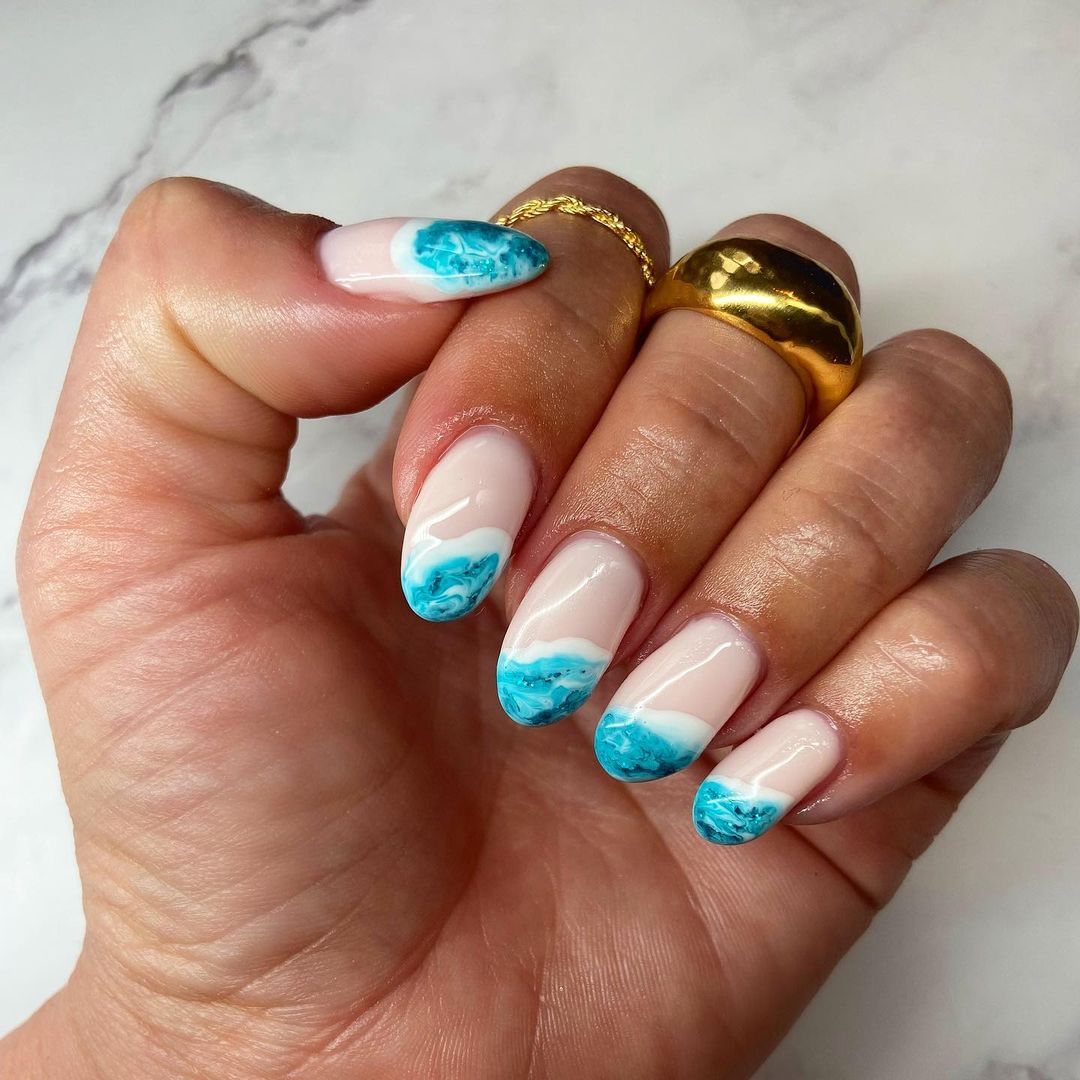 Nail xanh ngọc hoạ tiết sóng biển