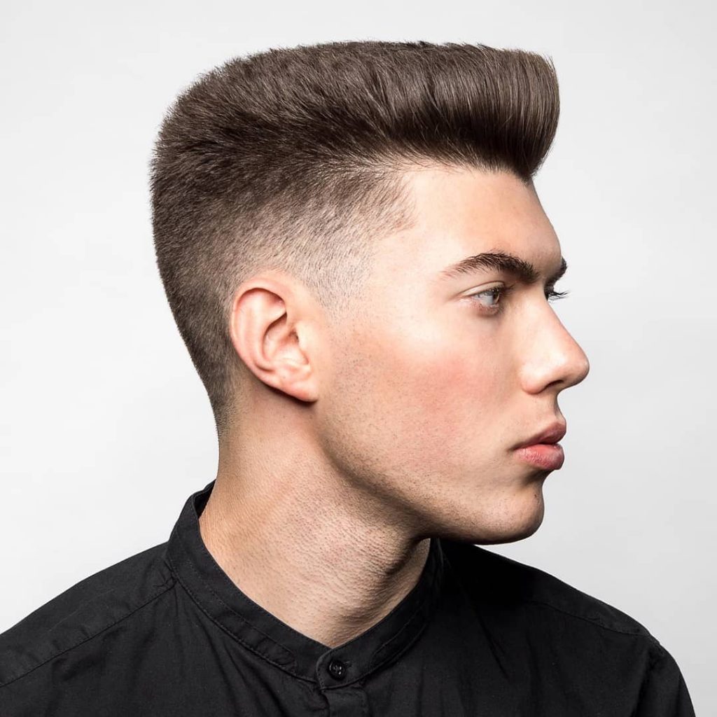 Kiểu tóc Flat Top Undercut gọn gàng, chỉnh chu