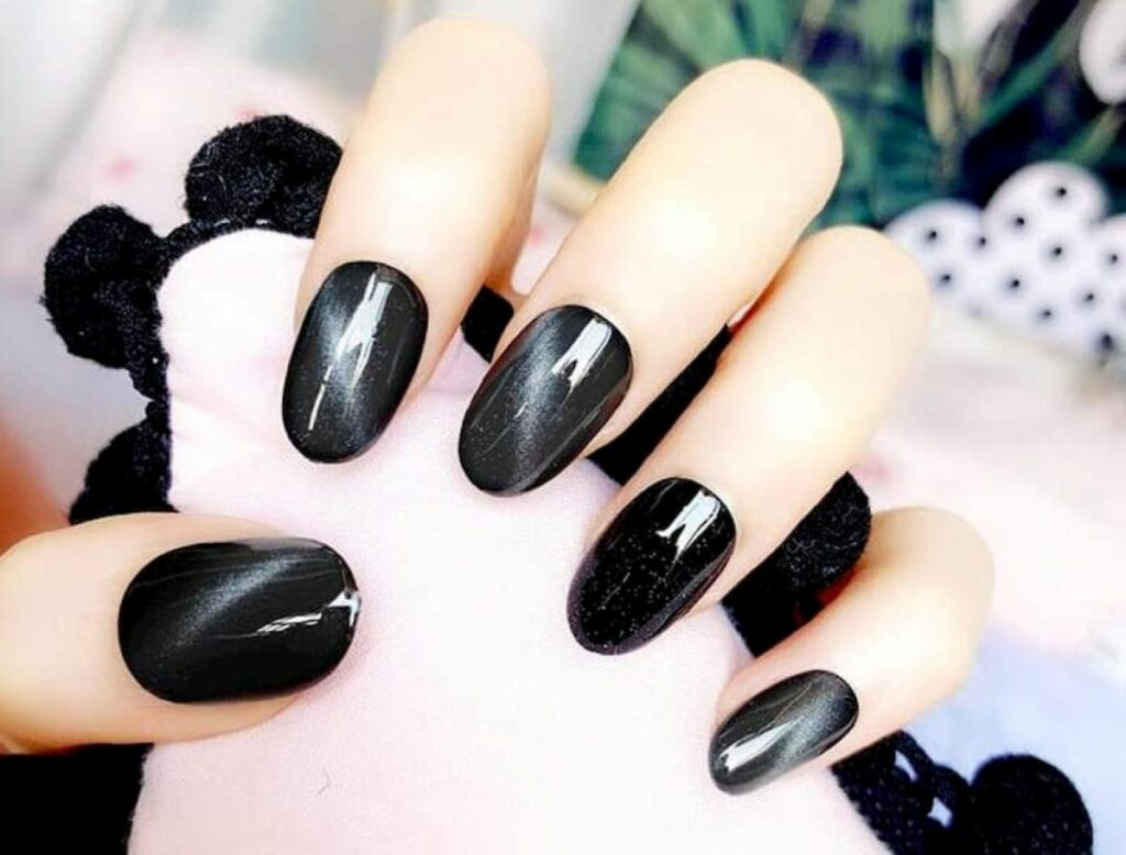 Mẫu móng tay mắt mèo kim cương đen kiêu sa