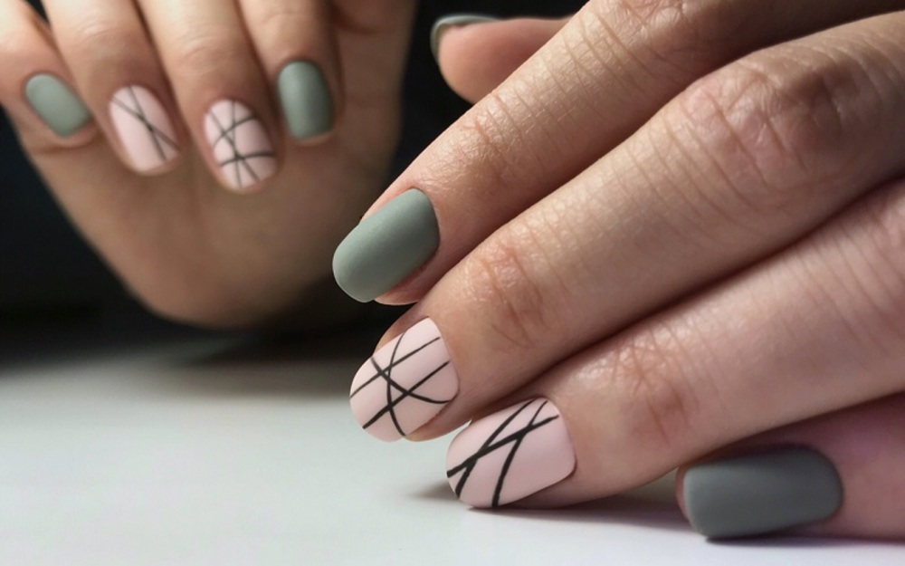 Mẫu nail kẻ sọc đẹp