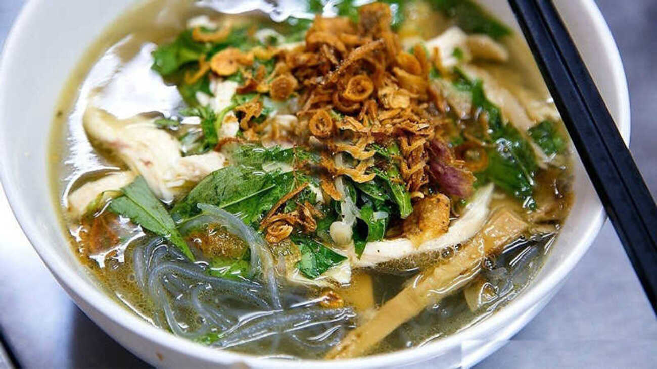 Miến gà mềm, thơm ngon khó cưỡng