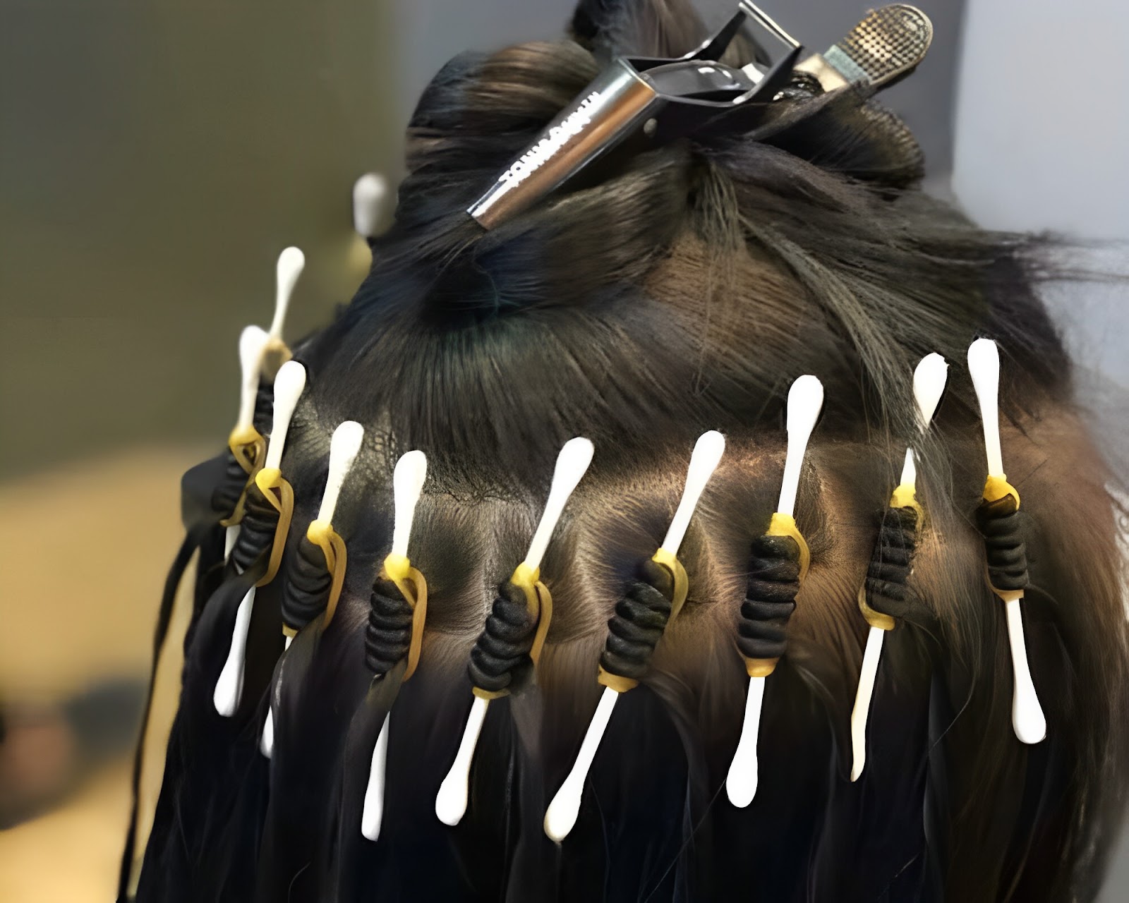 Cách uốn tóc bằng tăm bông tại nhà