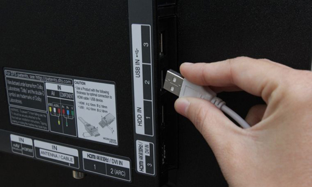 Cách kết nối máy tính với tivi bằng USB