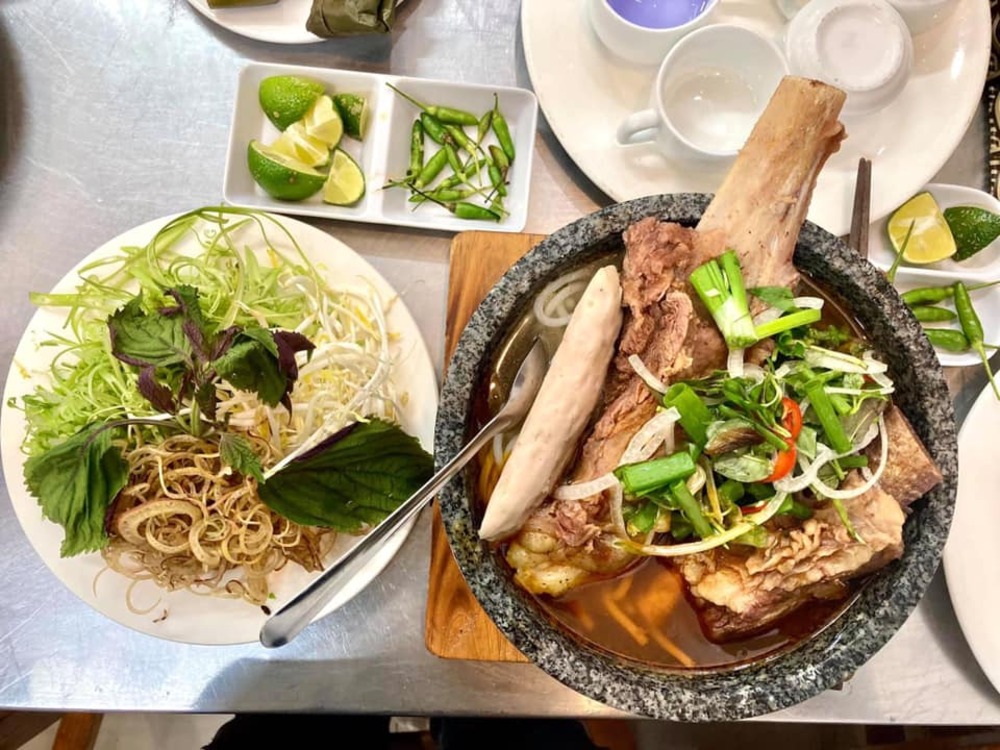 Bún thố Đà Lạt mềm mịn, đậm đà