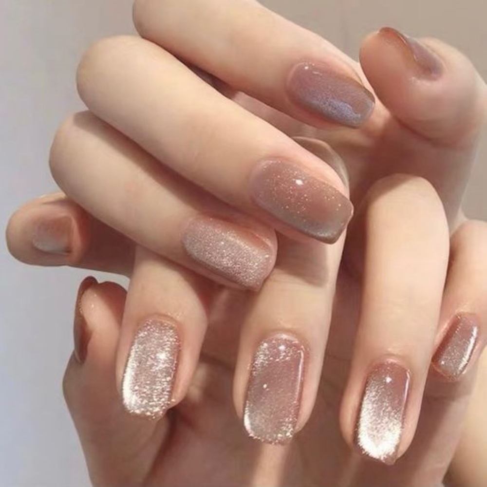 Mẫu nail mắt mèo hồng đơn giản 