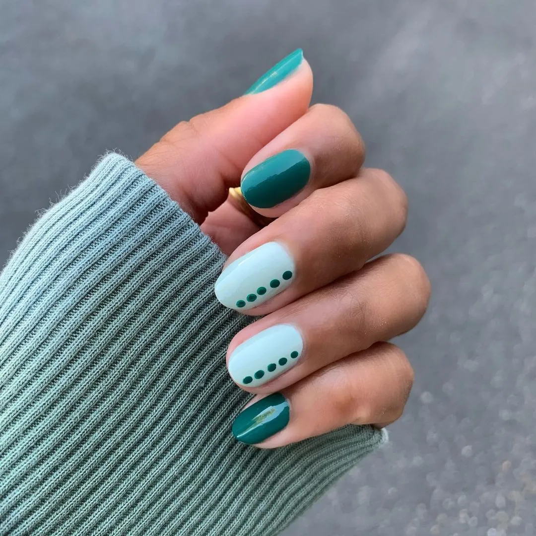 Nail xanh ngọc chấm bi