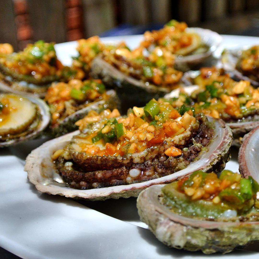 Bào ngư nướng - Món ăn thơm ngon và bổ dưỡng tại Phú Quốc