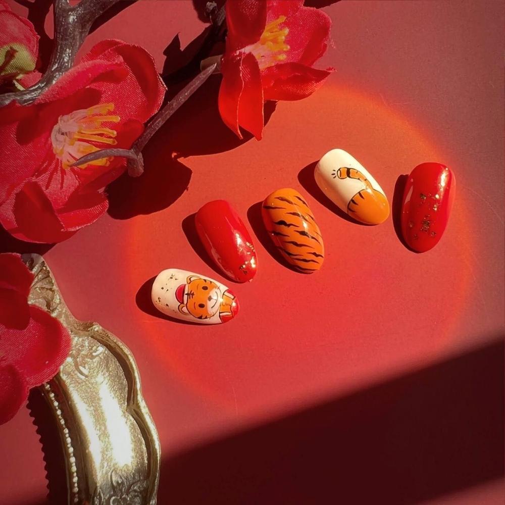Nail đỏ cam trơn ngọt ngào