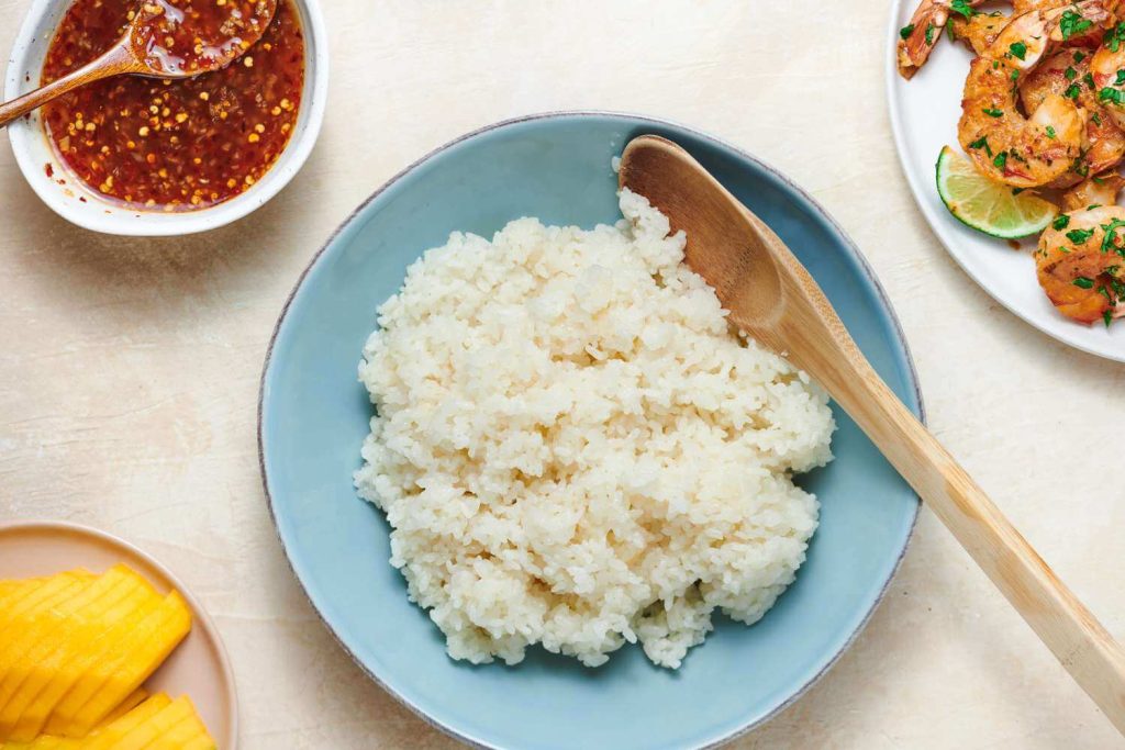 Cách nấu xôi bằng nồi cơm điện nhiều nước