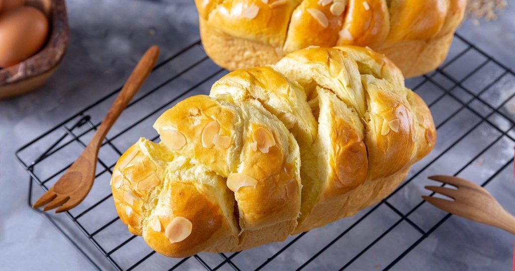 Cách làm bánh mì hoa cúc