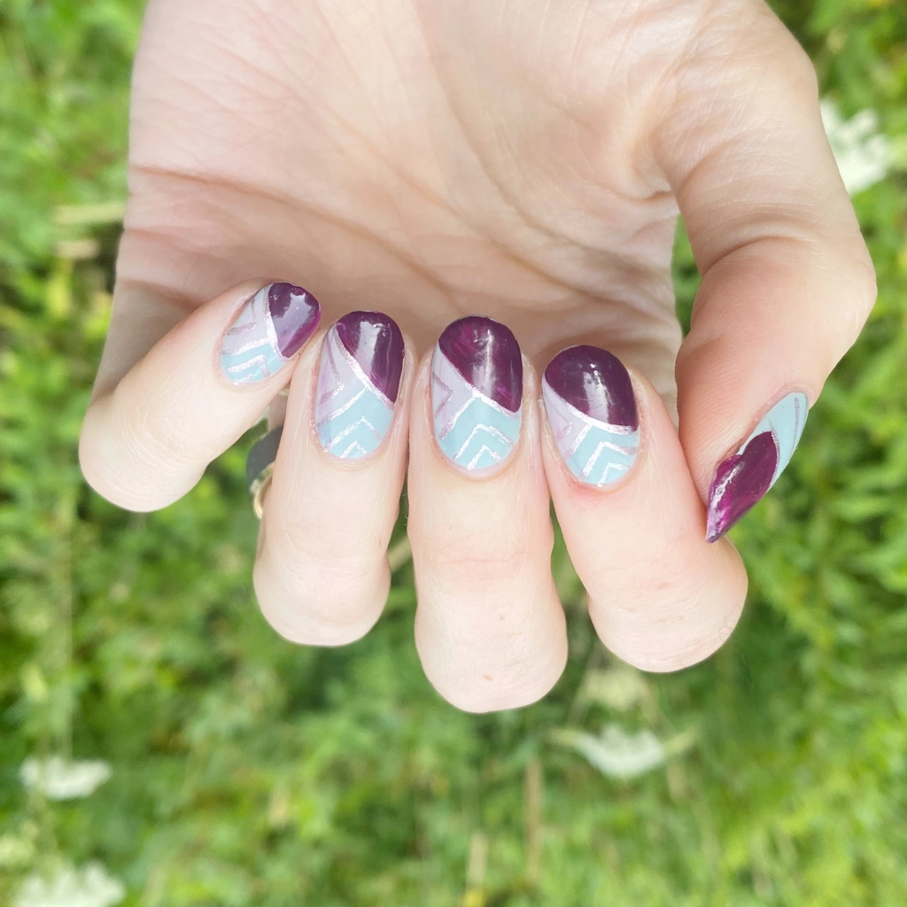 Nail xanh ngọc màu ngẫu hứng