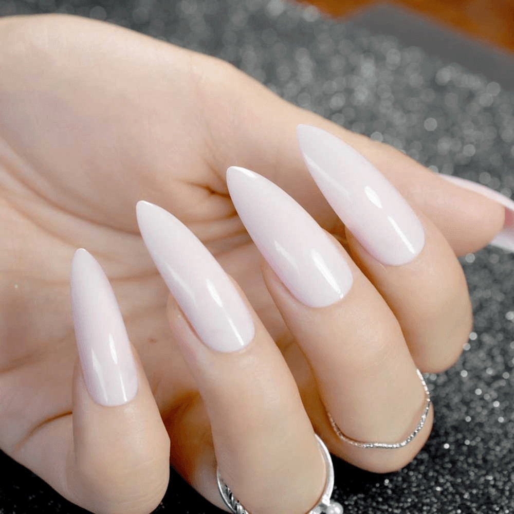 Mẫu móng thang thích mắt