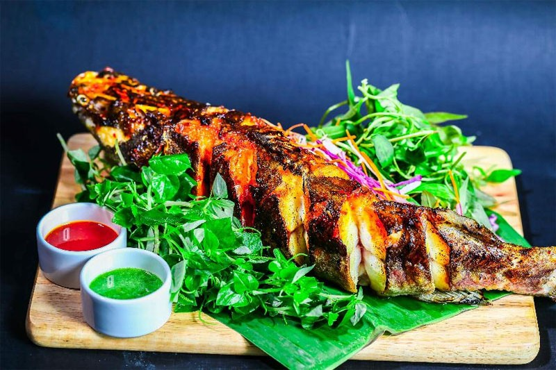 Nướng cá lăng bằng nồi chiên không dầu