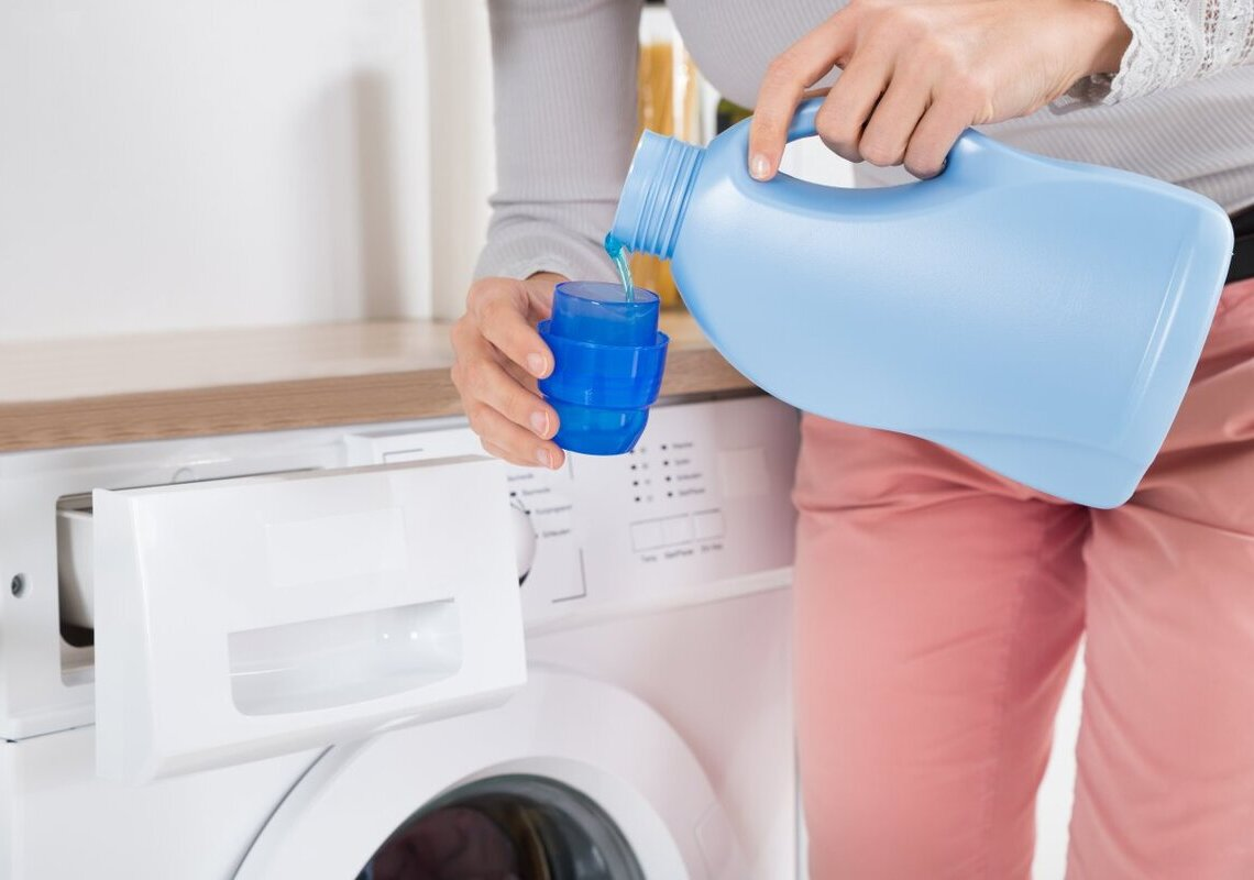 Bạn không được phép sử dụng những chất tẩy rửa không được thiết kế dành cho máy giặt Sanyo