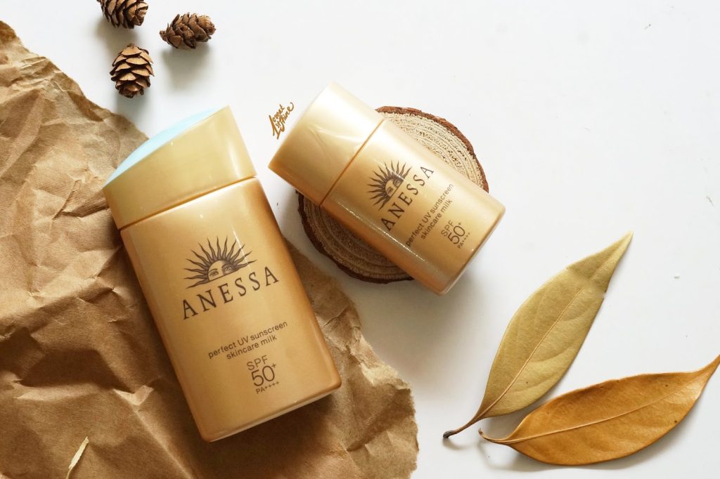 Sản phẩm chống nắng Anessa Essence UV Sunscreen Mild Milk