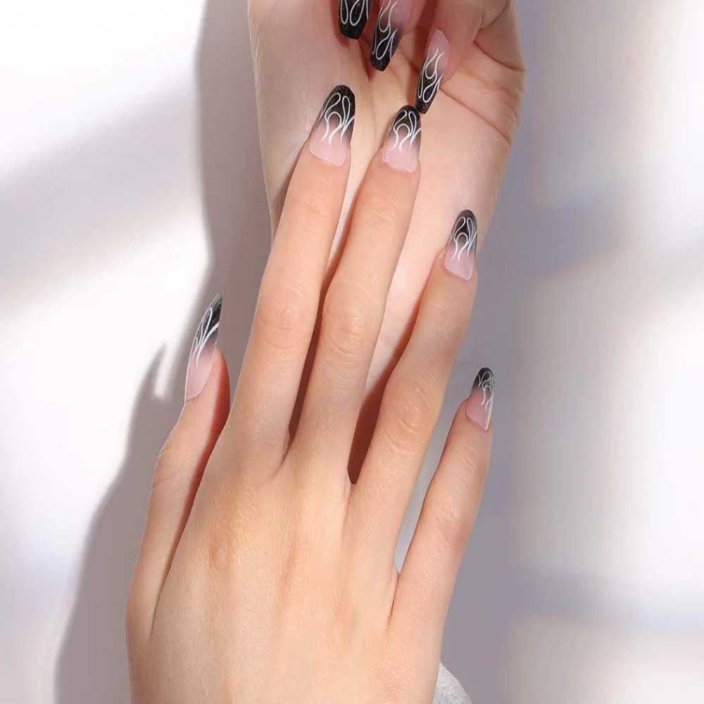 Cách vẽ móng đơn giản cho nàng tuổi teen