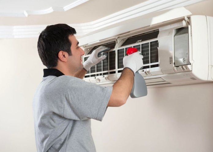 máy lạnh bị chảy nước