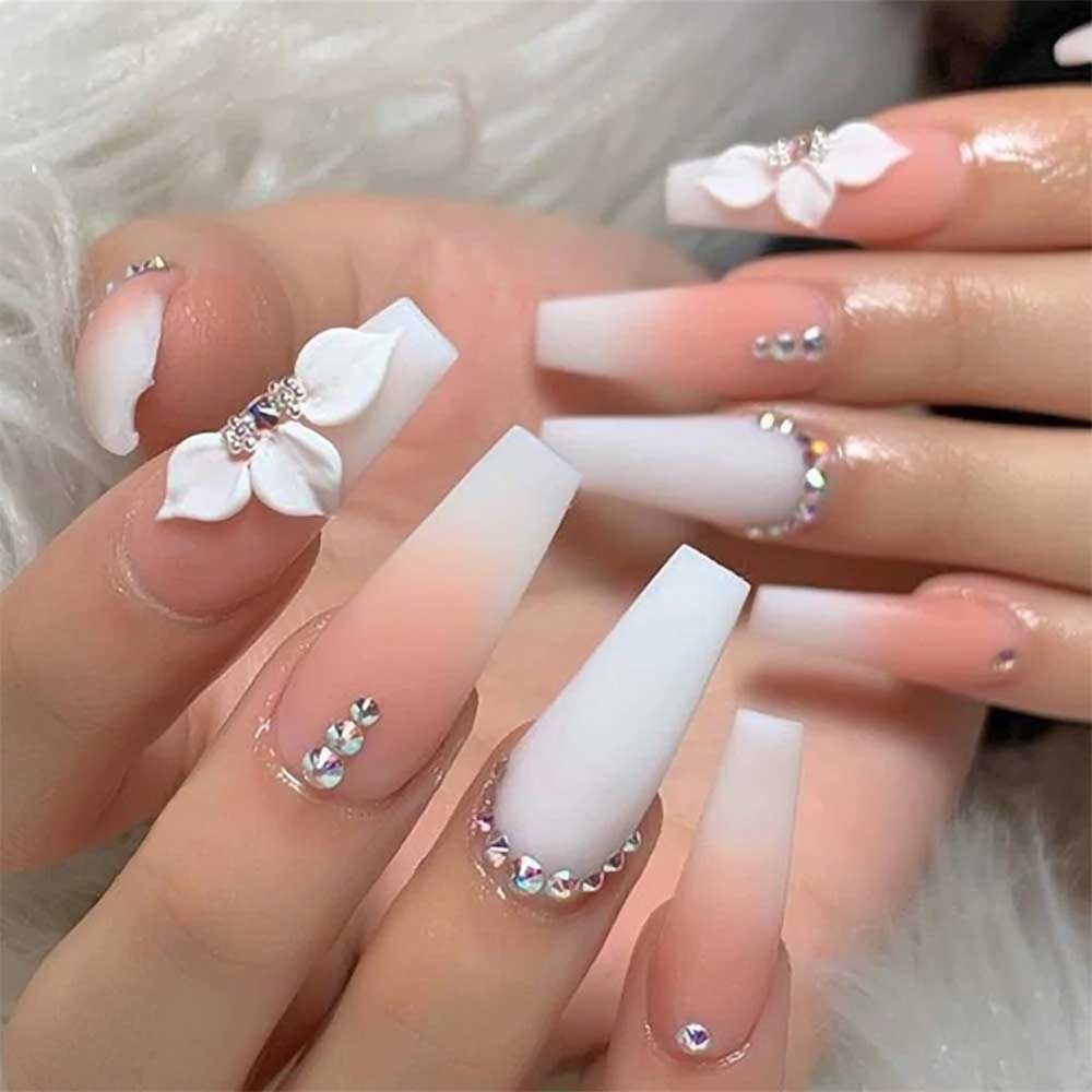 Mẫu nail được các nàng dâu yêu thích
