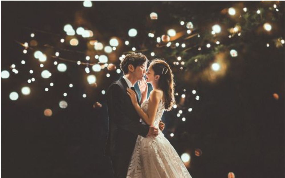 Concept chụp ảnh couple thành phố và ánh đèn