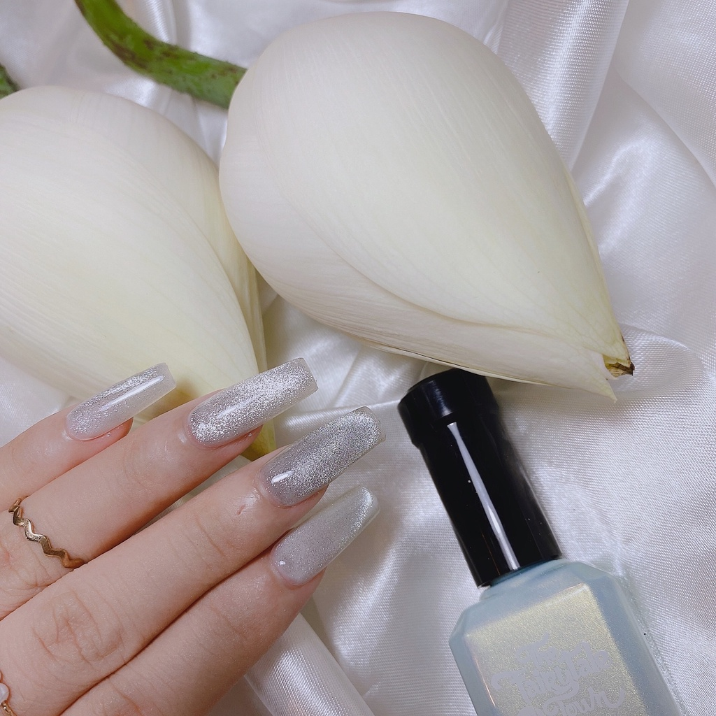 Mẫu nail mắt mèo kim cương dáng dài sang chảnh