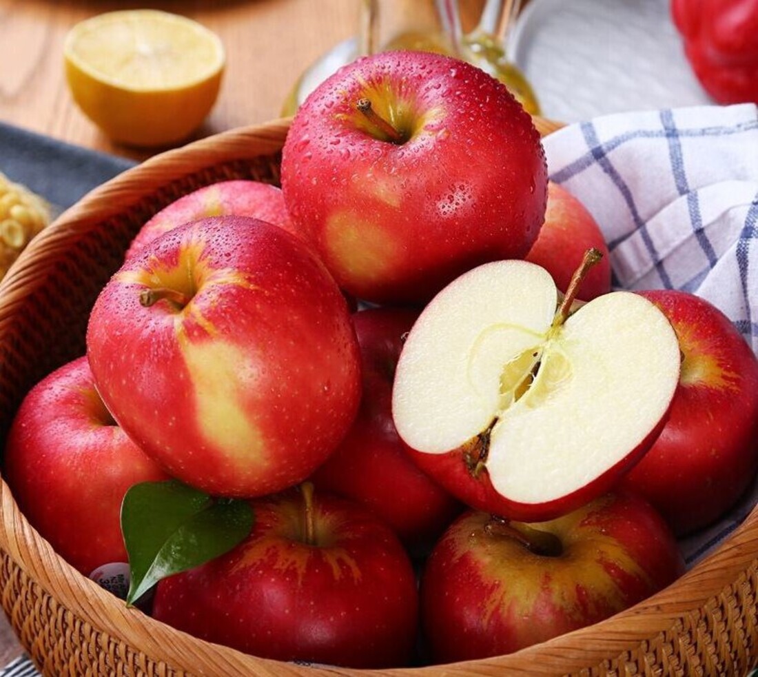 Táo có chứa chất xơ, vitamin C và các chất chống oxy hóa tốt
