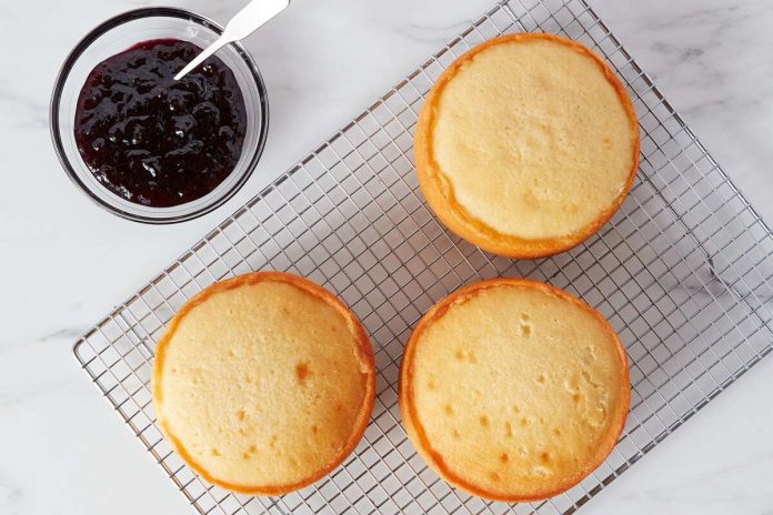 làm bánh bằng nồi chiên không dầu