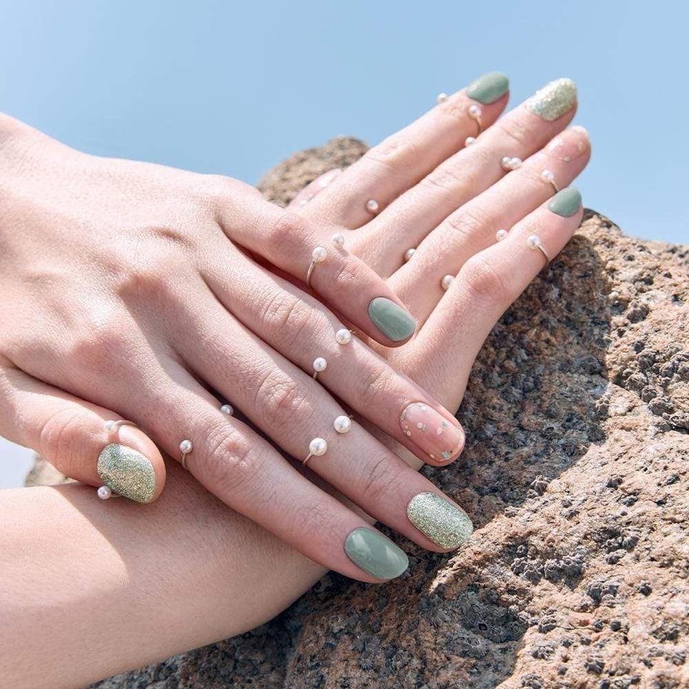 Dịu dàng rộng lớn với nail xanh lơ mint