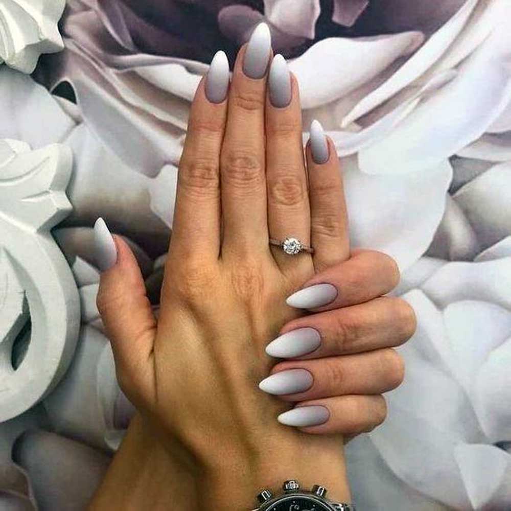 Mẫu nail xám thu hút mọi ánh nhìn dù ở nơi đâu