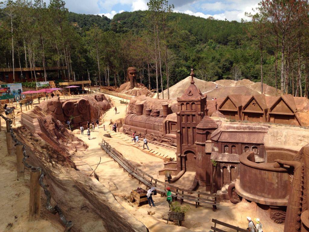 Dự án thứ hai là Đà Lạt hiện đại và sôi động hơn
