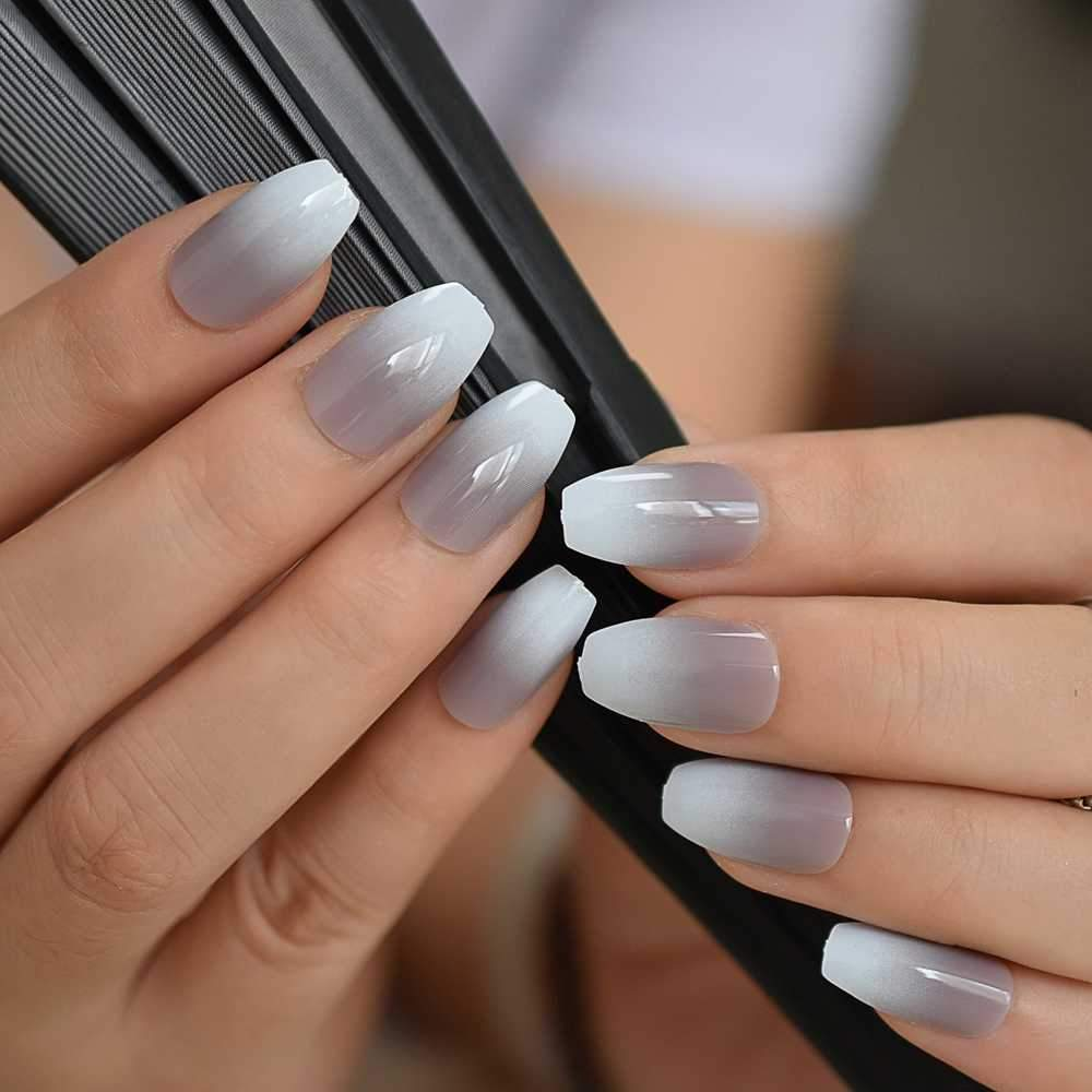 Mẫu nail mắt mèo xám ombre trắng 