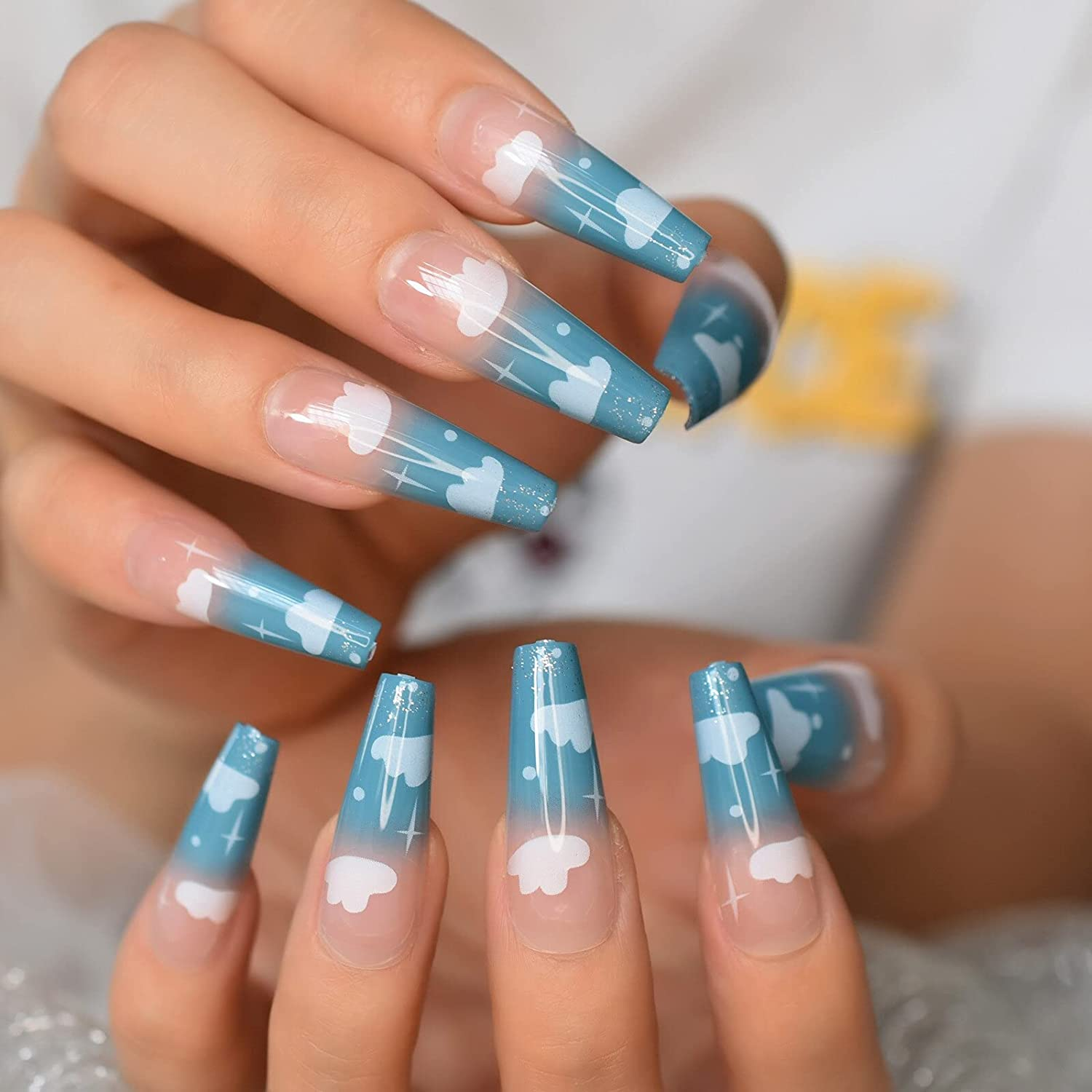 Mẫu nail ombre xanh thạch cũng được rất nhiều người ưa chuộng