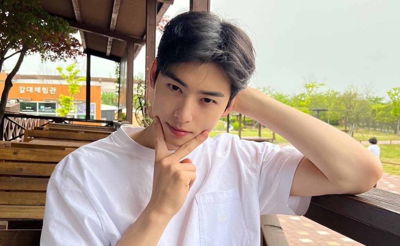 Tóc two block 5/5 tươi trẻ thư sinh